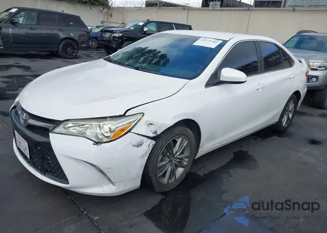 2016 Toyota Camry Le/Xle/Se/Xse z USA, uszkodzony, nr VIN 4T1BF1FK6GU168407